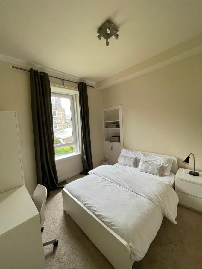 Beautiful 2 Bedroom Apartment- Prime Location, Aberdeen Centre Exterior foto